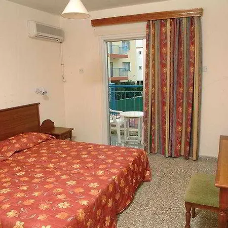 Anmaria Hotel 4*